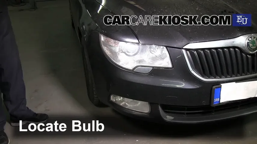 2012 Skoda Superb TDI 4X4 2.0L 4 Cyl. Turbo Diesel Lights Fog Light (replace bulb)